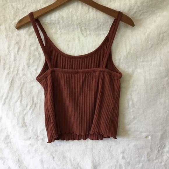 Old Navy Maroon Cropped Rib-Knit Cami Top - Picture 7 of 10